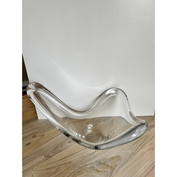 VINTAGE Large Glass Serving Fruit Bowl Triangle Shape MCM Mid Century Modern VTG - Picture 2 of 7